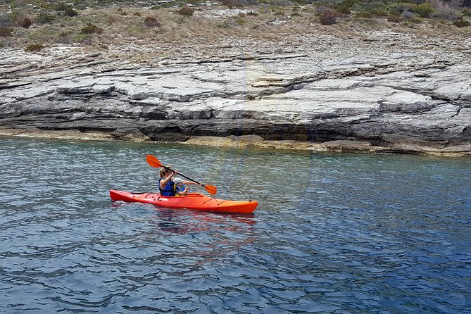 Rent a Single Sea Kayak for 2 Hours - Key Points