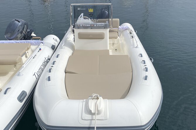 Rental Capelli Tempest 530 Max. 6 People 40hp - Amenities and Accessibility