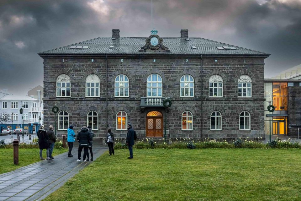 Reykjavik: Guided Folklore Walking Tour - Key Points