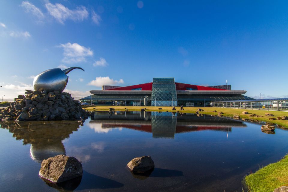 Reykjavik: Keflavik Private Airport Transfer - Key Points