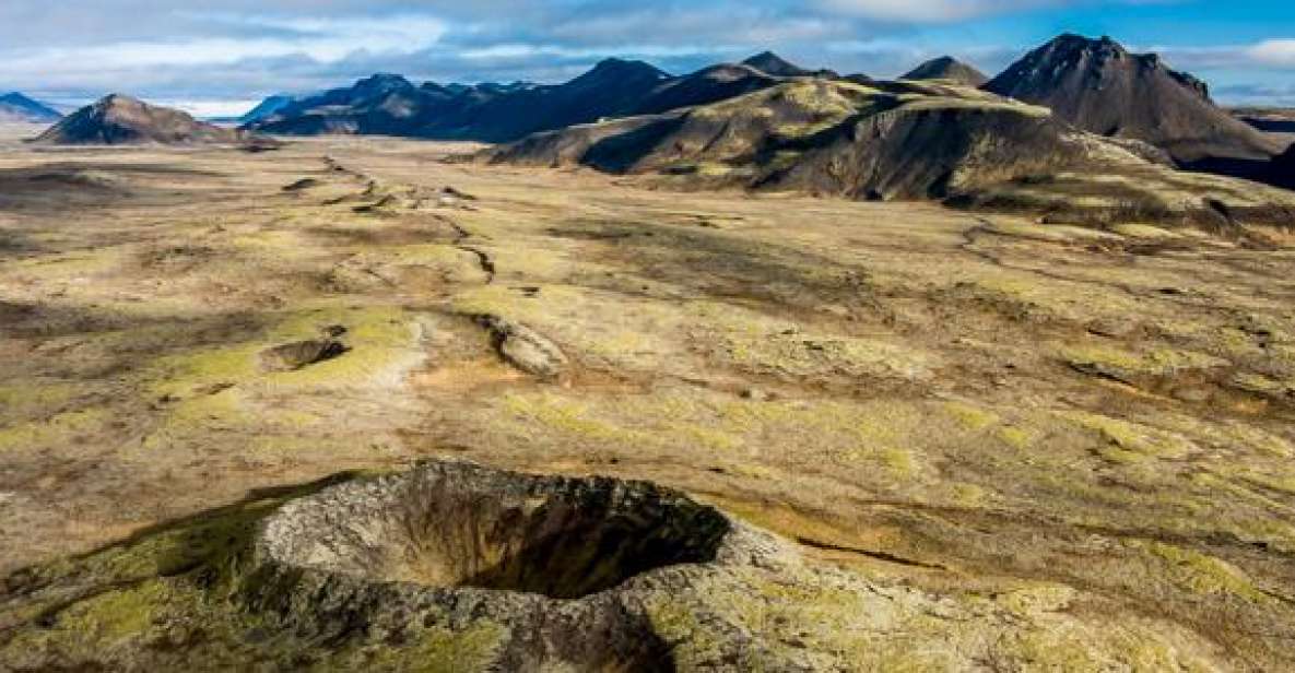 Reykjavik: Volcanic Craters Fly Over Tour by Helicopter - Key Points