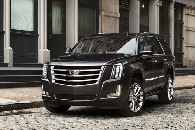 Roundtrip Private Transfer Las Vegas by Luxury SUV Cadillac Escalade up to 5 Pax - Key Points