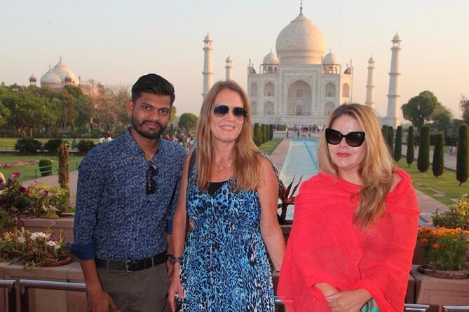 Same Day Agra Tour By Luxury Car From Delhi - Key Points