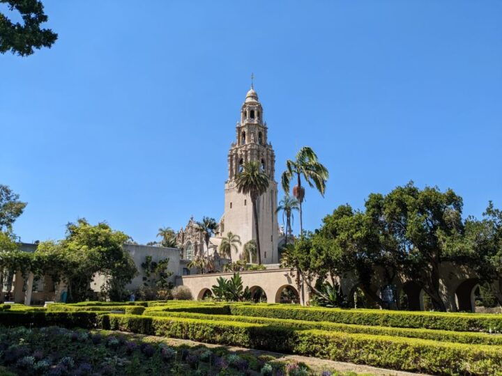 San Diego Balboa Park Scavenger Hunt Walking Tour and Game - Key Points