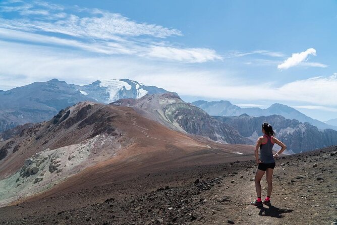 Santiago, Chile Full-Day Trek to El Pintor Mountain  - Las Condes - Key Points
