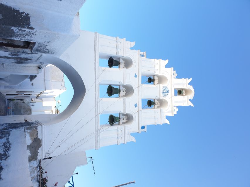 Santorini: Megalochori and Oia Guided Tour With Wine Tasting - Key Points