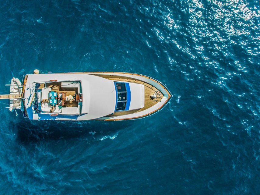 Santorini: Motor Yacht Sunset Cruise With 5-Course Dinner - Key Points