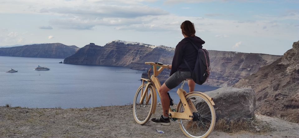 Santorini: Private E-Bike Village Tour With Lunch or Dinner - Key Points