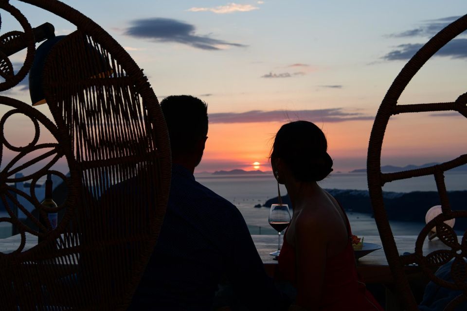 Santorini: Private Romantic Sunset Dinner With Caldera View - Key Points
