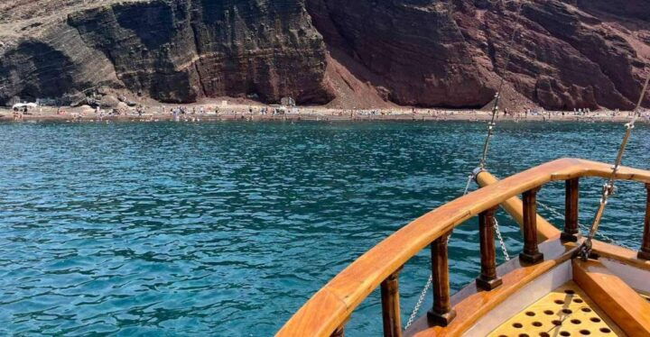 Santorini: Sunset Boat Cruise With BBQ Meal & Drinks in Oia - Tour Details