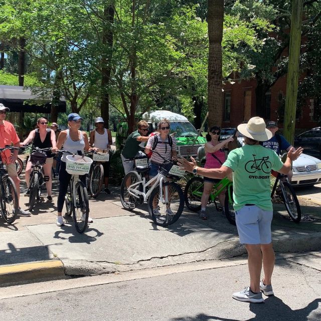 Savannah: Historic District Guided Bike Tour - Key Points