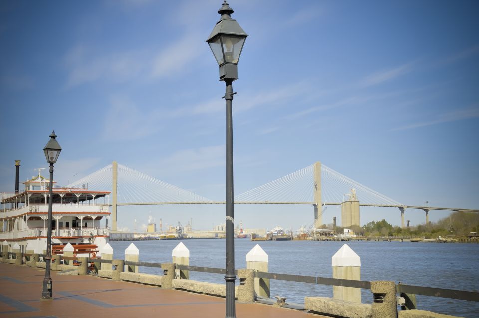 Savannah: Riverboat Narrated Harbor Sightseeing Cruise - Key Points