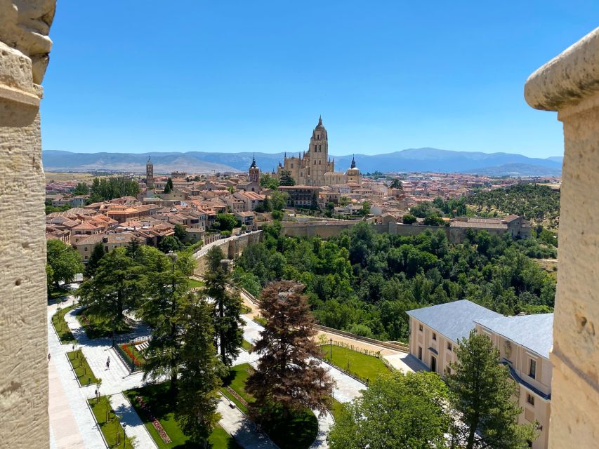 Segovia: Private City Walking Tour With Alcázar of Segovia - Key Points