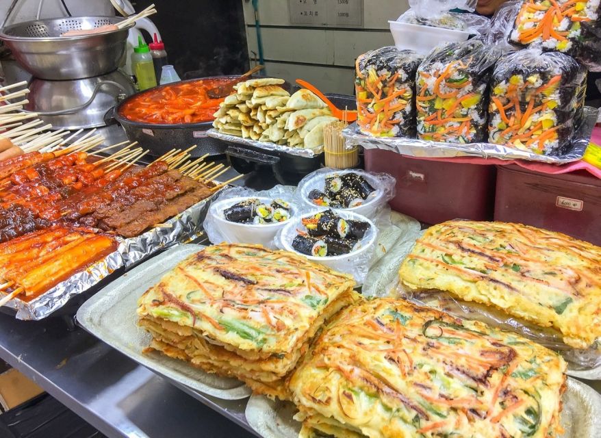 Seoul: Guided Foodie Walking Tour With Tastings - Key Points