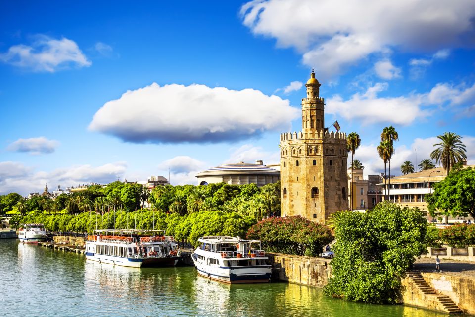 Seville: Alcázar Guided Palace Tour With Priority Access - Key Points