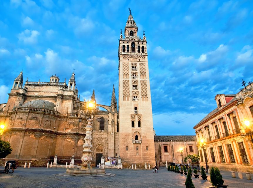 Seville: Historical City Center Private Tour - Key Points