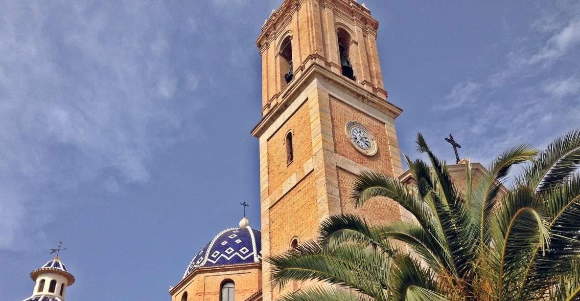 Seville - Private Historic Walking Tour - Key Points