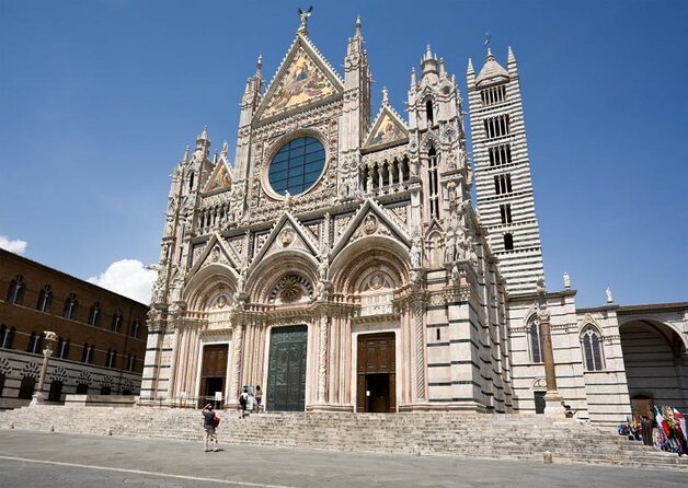 Siena Cathedral: Shrine of Treasures. - Key Points