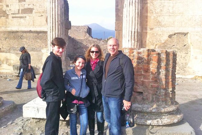 Skip-The-Line Ancient Pompeii Highlights Exclusive Tour With Local Private Guide
