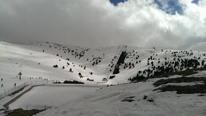 Snowshoeing & Snow Shelter Building Pyrenees - Key Points