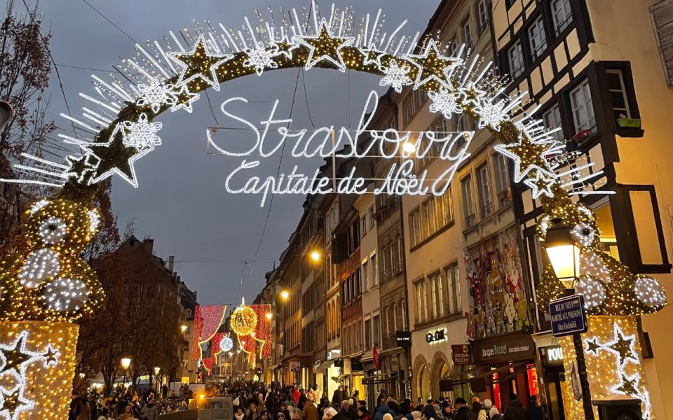 Strasbourg: Christmas Markets Walking Tour With Mulled Wine - Key Points
