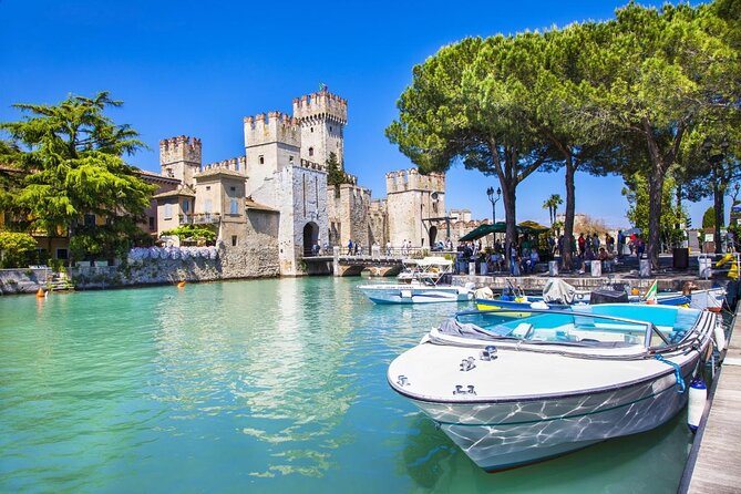 Sunset Boat Tour of Sirmione With Exclusive Onboard Aperitif - Key Points