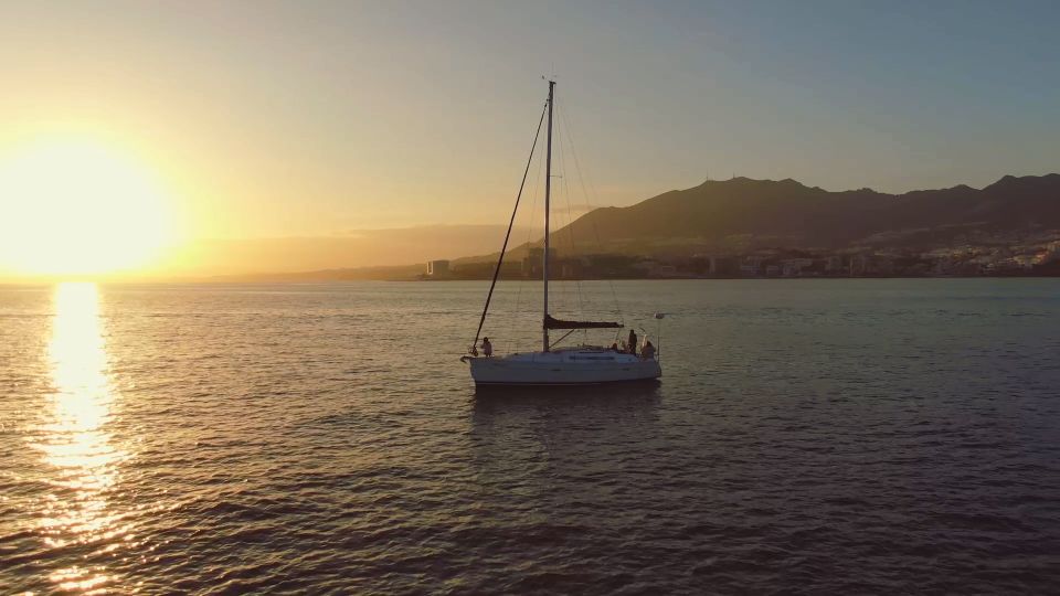 Sunset Sailing in Private Sailboat Puerto Banus Marbella - Key Points