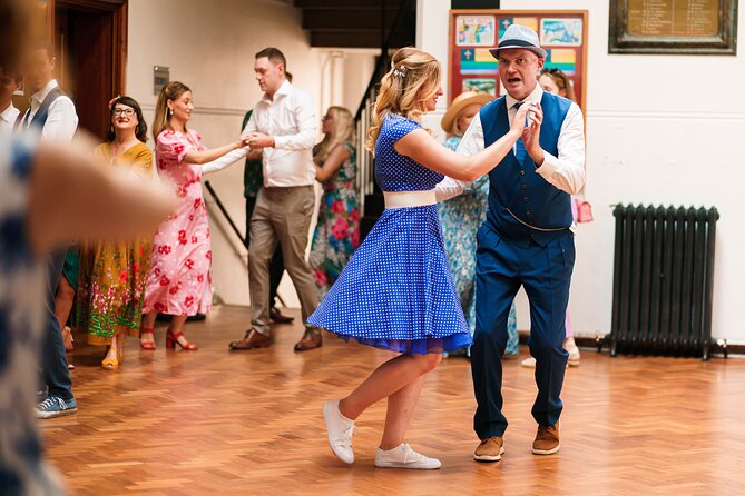 Swing Dancing Class With London Locals - Key Points