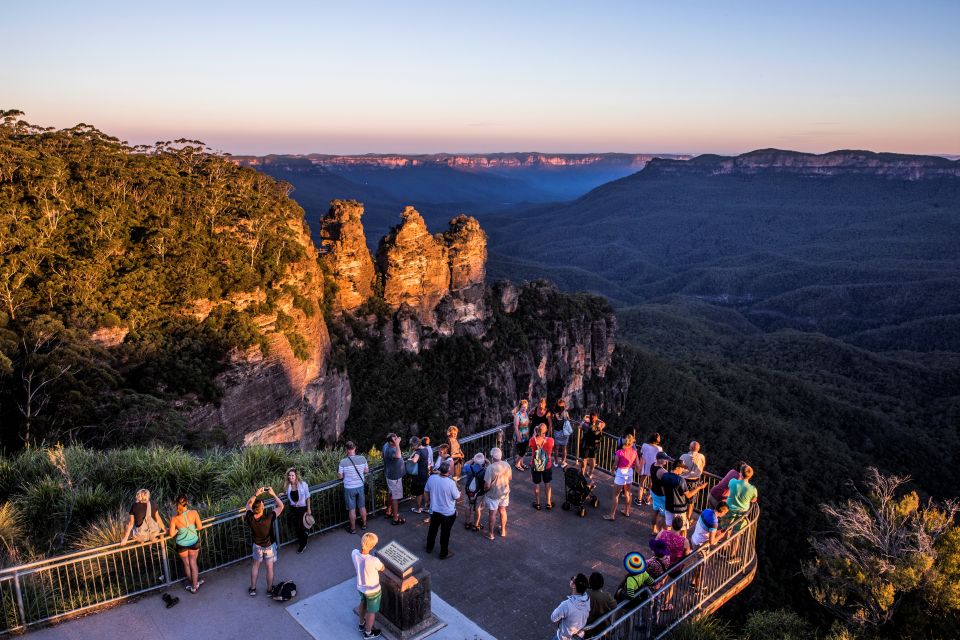 sydney blue mountain sunset bushwalk wilderness tour Sydney: Blue Mountain Sunset, Bushwalk & Wilderness Tour