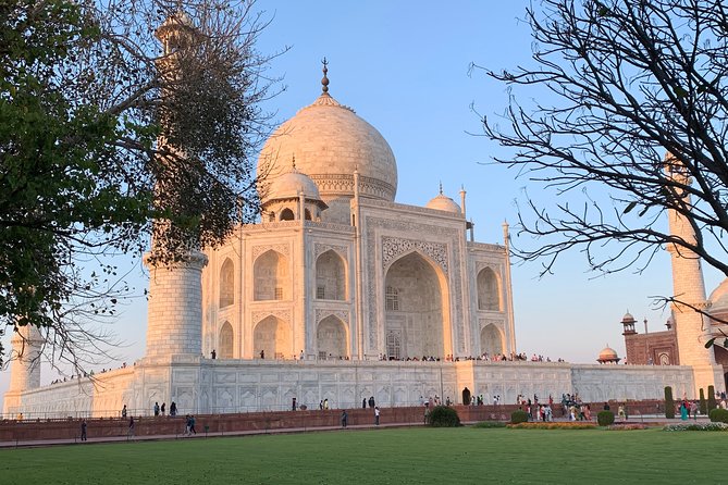 Taj Mahal Virtual Tour With Local Guide(Online Experience )