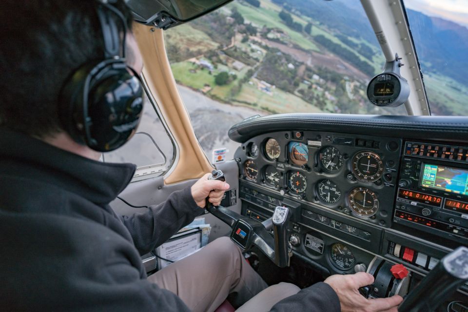 Takaka: Farewell Spit/Abel Tasman Scenic Flight - Key Points