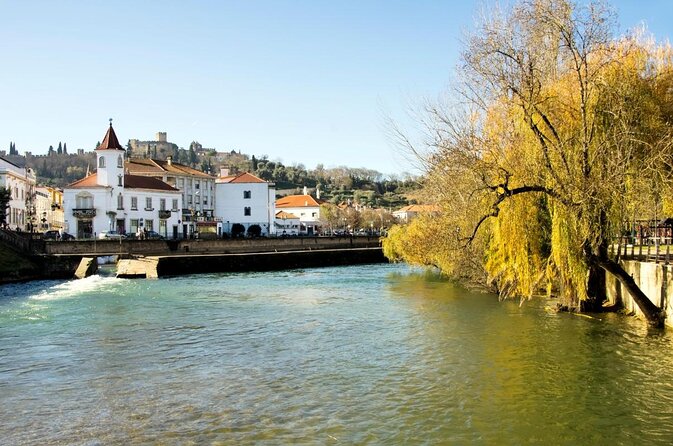 Templar River: Tomar and Almourol Private Tour - Key Points