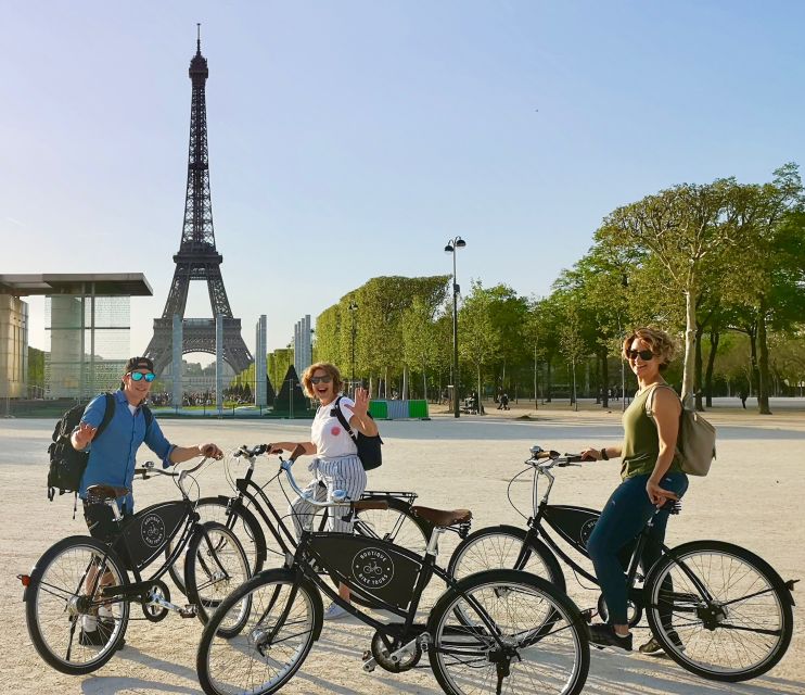 The Best of Paris: Small Group Bike Tour Like a Local - Key Points