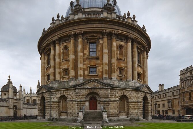 The Fantasy Worlds of Oxford: Private Tour Including Tickets - Key Points