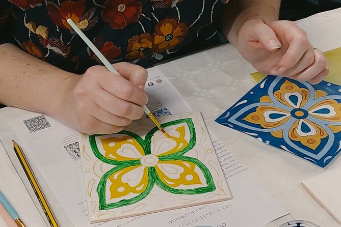 Tile Painting Workshop in Downtown Porto - Workshop Overview
