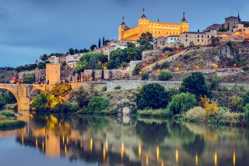 Toledo Highlights Self-Guided Scavenger Hunt & Walking Tour - Key Points