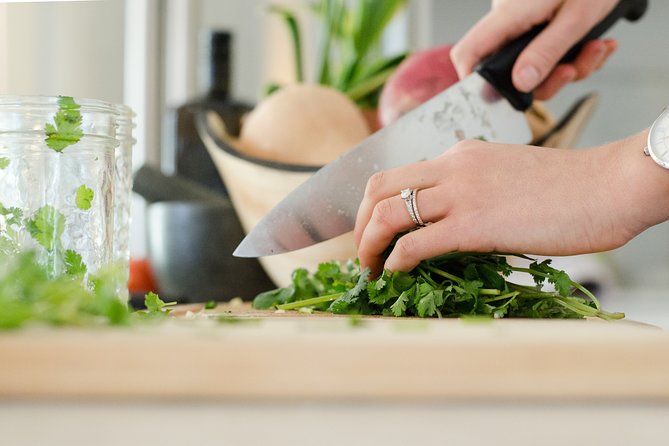 Traditional Cooking Class in an Andalusian Home - Key Points