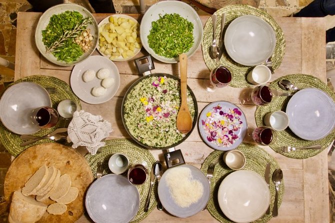 Traditional Italian Cooking Class on a Sustainable Farm Using Foraged Wild Herbs - Key Points