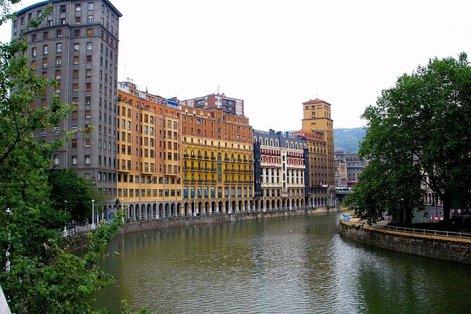 Unique Landmarks of Bilbao – Walking Tour for Couples - Key Points