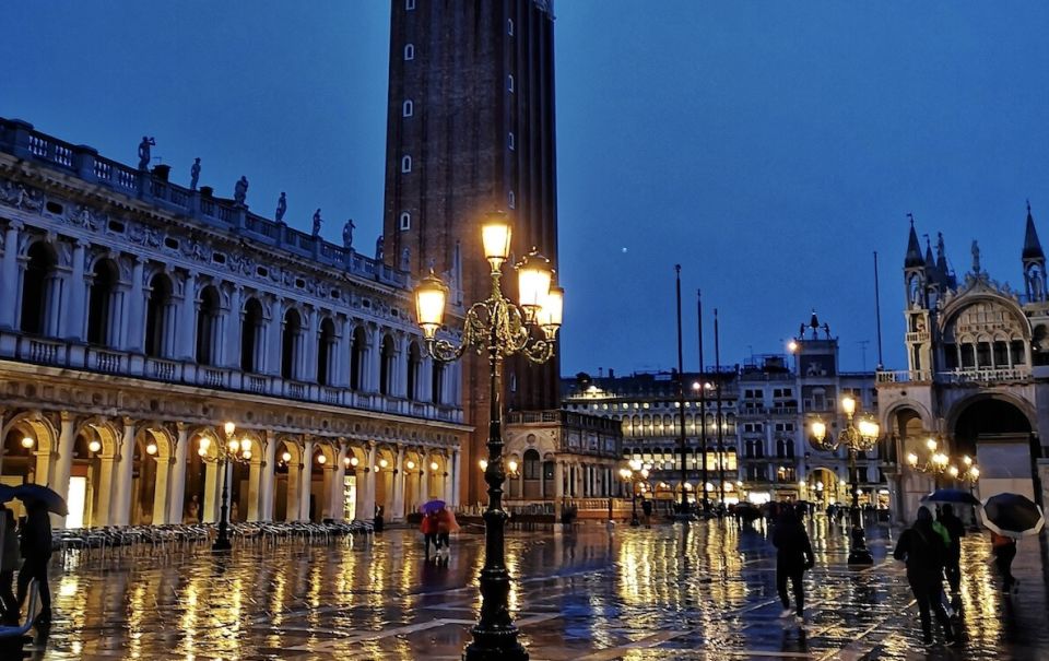 Venice: Saint Marks Basilica Private Tour at Night - Key Points