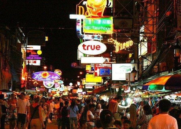 VIP Tuk Tuk Experience – STREET FOOD in KhaoSan Road Minimum 2 Pax - Key Points