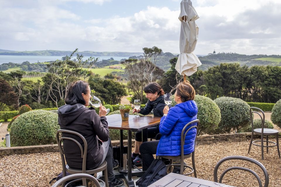 Waiheke Island: Premium Vineyard, Wine Tasting and Bush Walk - Key Points