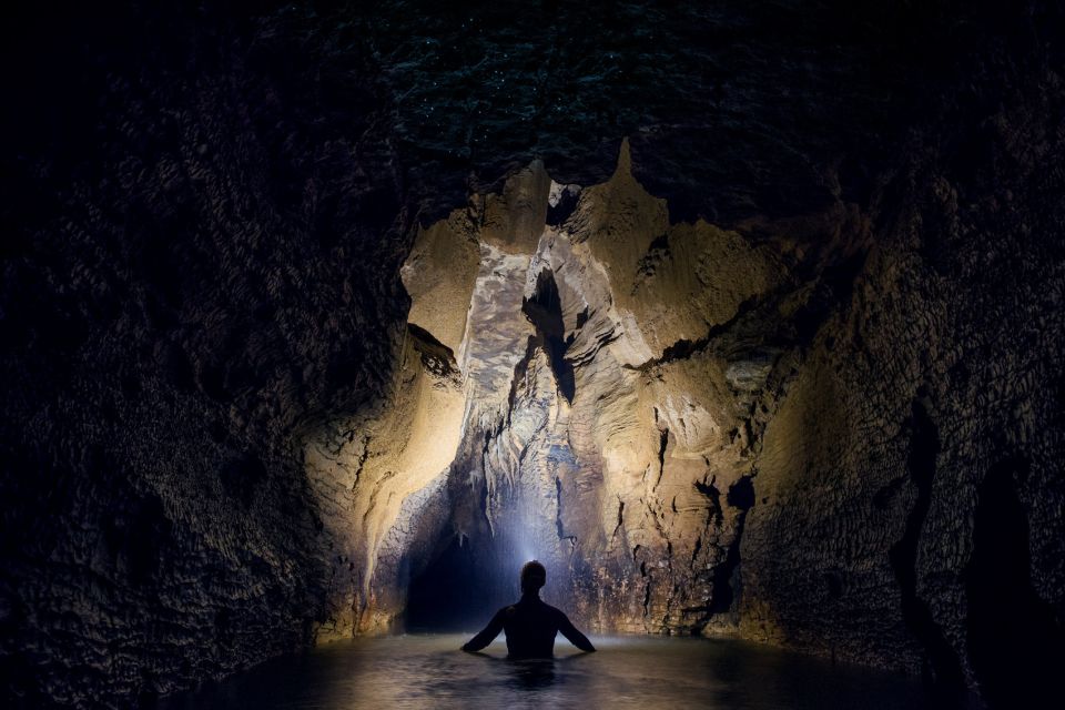 Waitomo Caves: Labyrinth Black Water Rafting Experience - Key Points