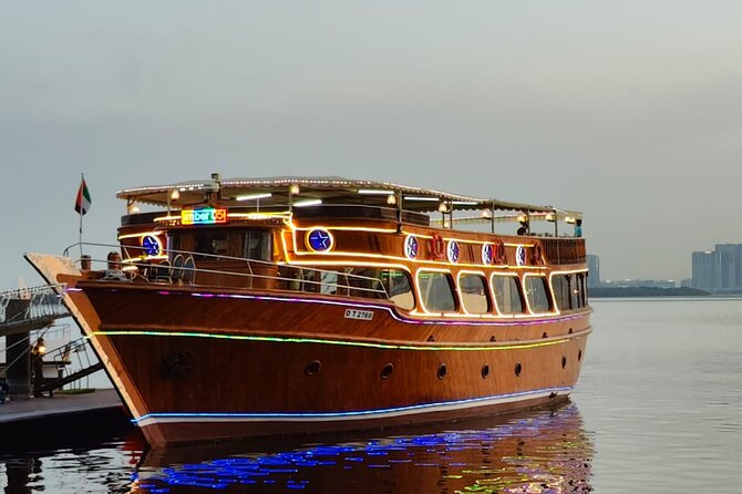 Water Canal Dhow Cruise Dinner - Key Points