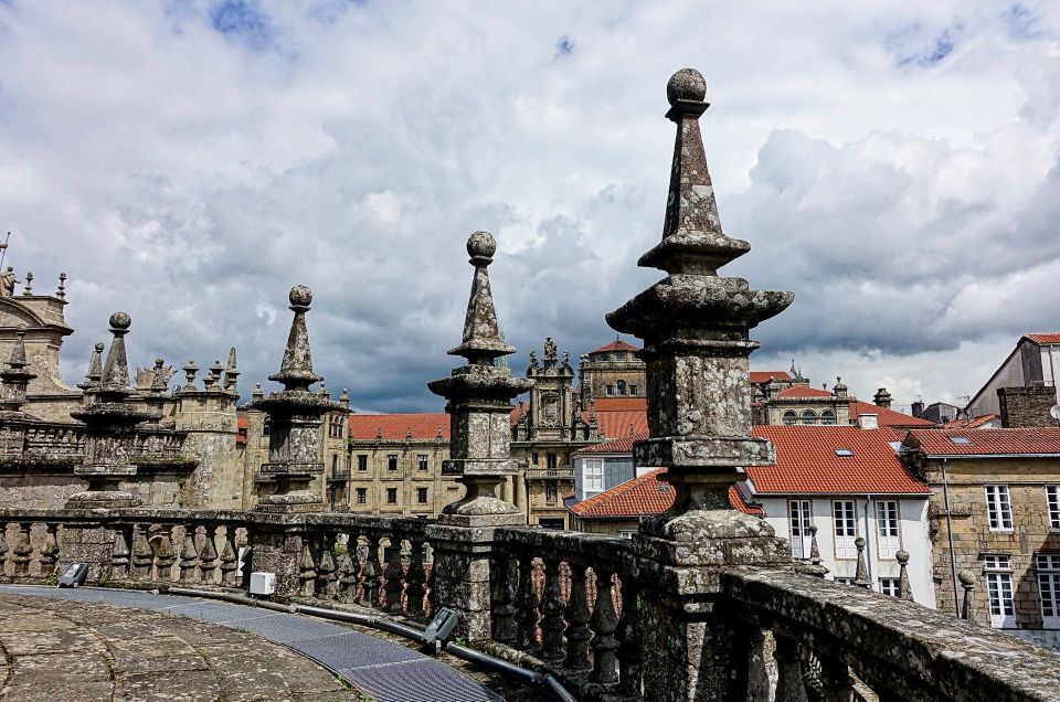 Welcome to Santiago De Compostela: Private Tour With a Local - Key Points