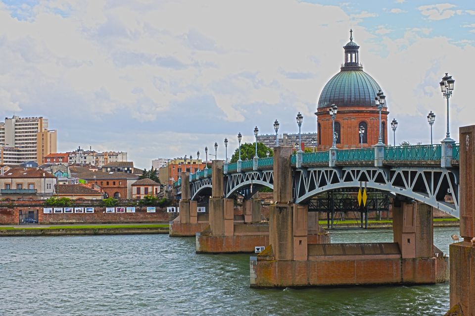 Welcome to Toulouse: Private Walking Tour With a Local - Key Points