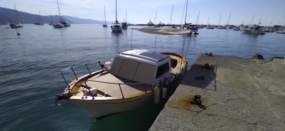 White Boat Tour Tigullio Portofino - Key Points