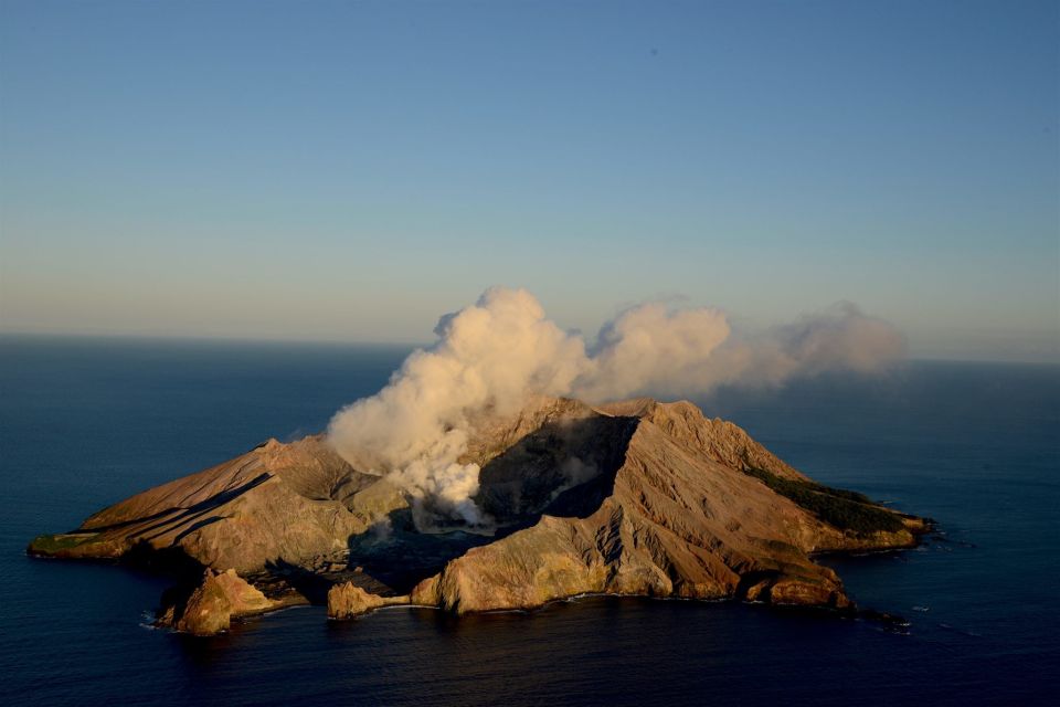 white island whale island 1 hour volcano scenic flight White Island & Whale Island 1-Hour Volcano Scenic Flight