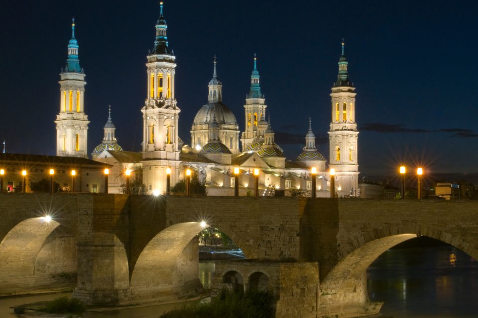Zaragoza: Self-Guided Highlights Scavenger Hunt & Tour - Tour Details