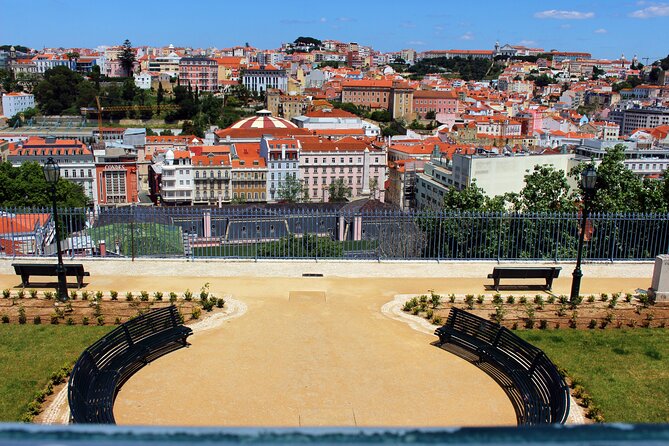 1 1 hour in tuk tuk to access the famous viewpoints of lisbon 1 Hour in Tuk Tuk to Access the Famous Viewpoints of Lisbon